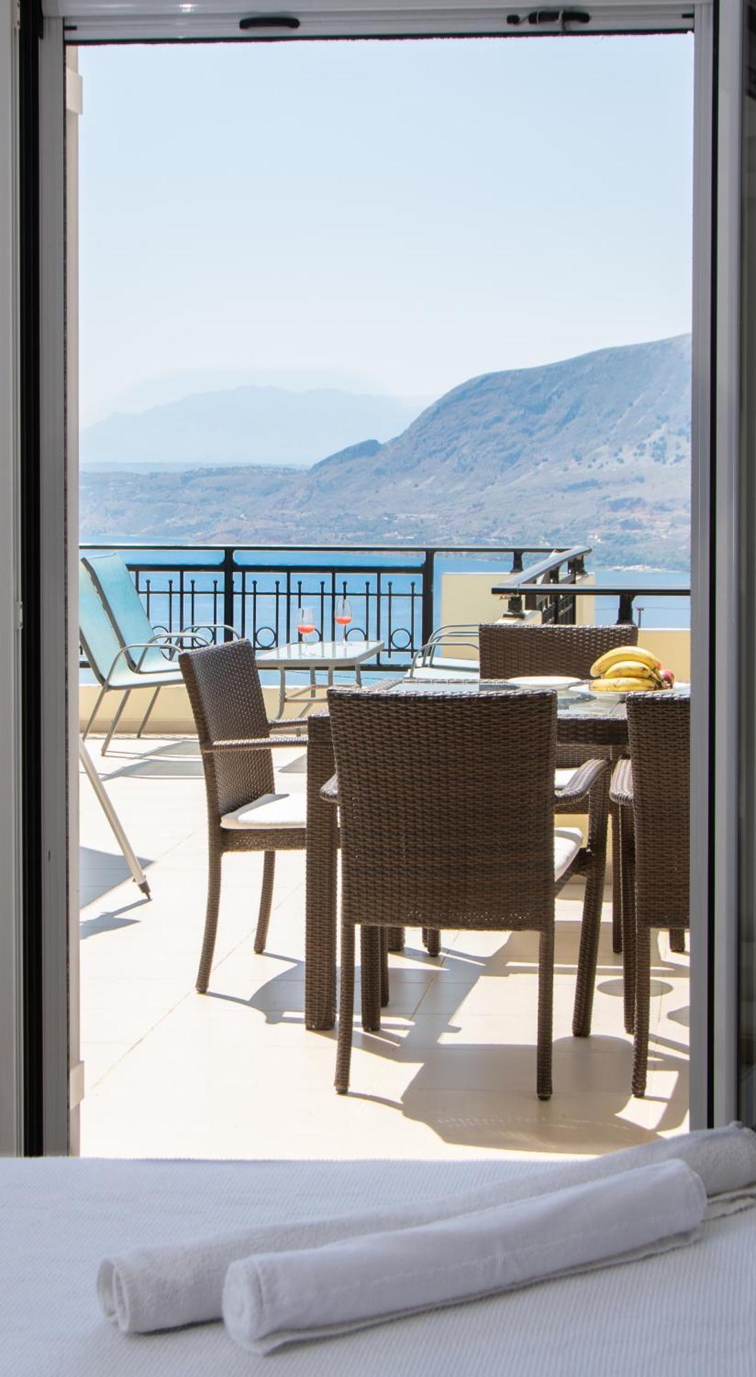 Souda Bay View With Private Pool Near Chania City Экстерьер фото